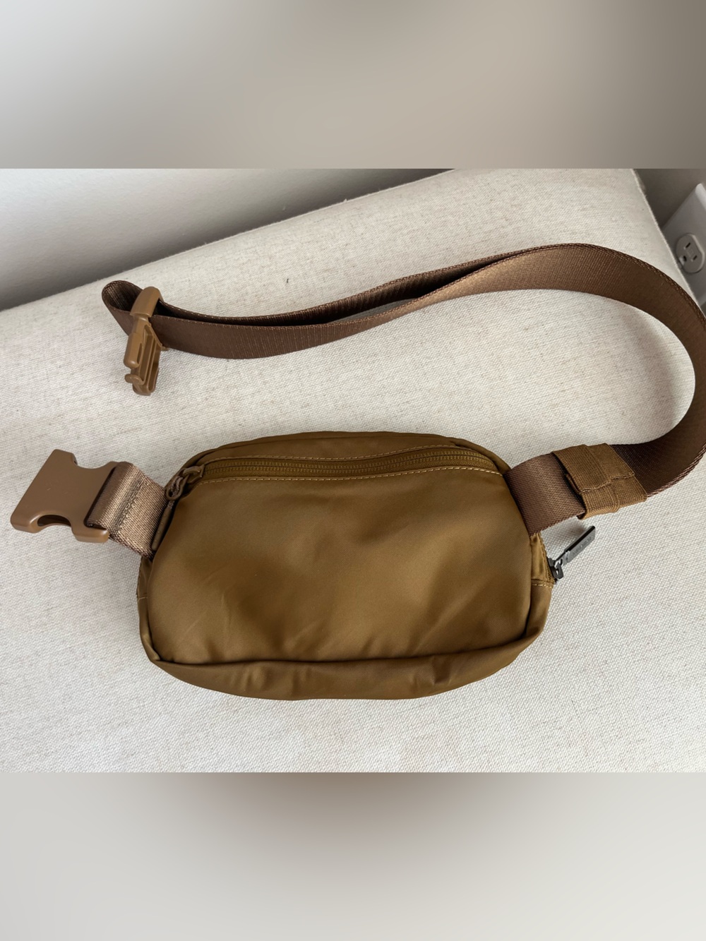 lululemon Caramel Belt Bag with Subtle Logo - Picture 2 of 3